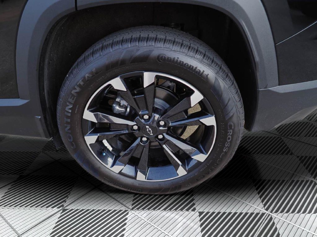 Used 2026 Chevrolet Equinox RS w/ Convenience Package III AWD/4WD image 39