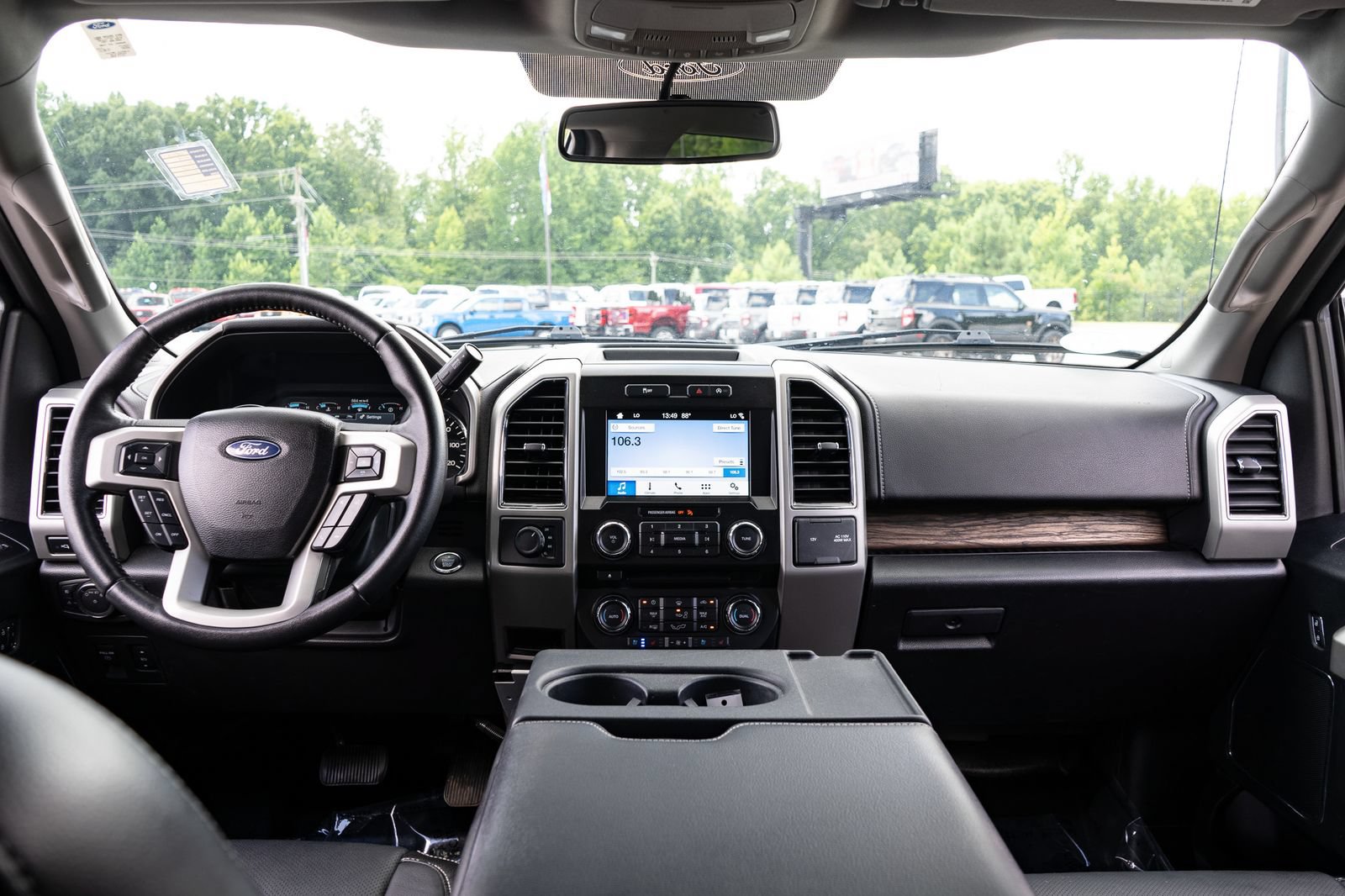 Used 2018 Ford F150 Lariat w/ Equipment Group 501A Mid AWD/4WD image 18