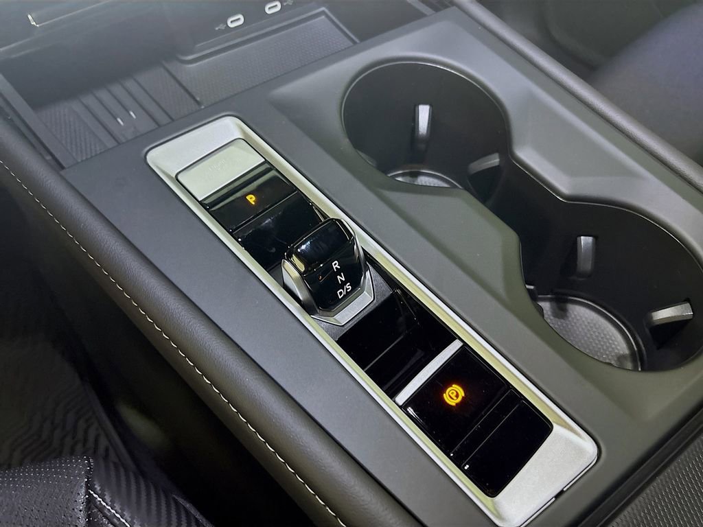 New 2025 Volkswagen Atlas Cross Sport SE image 18