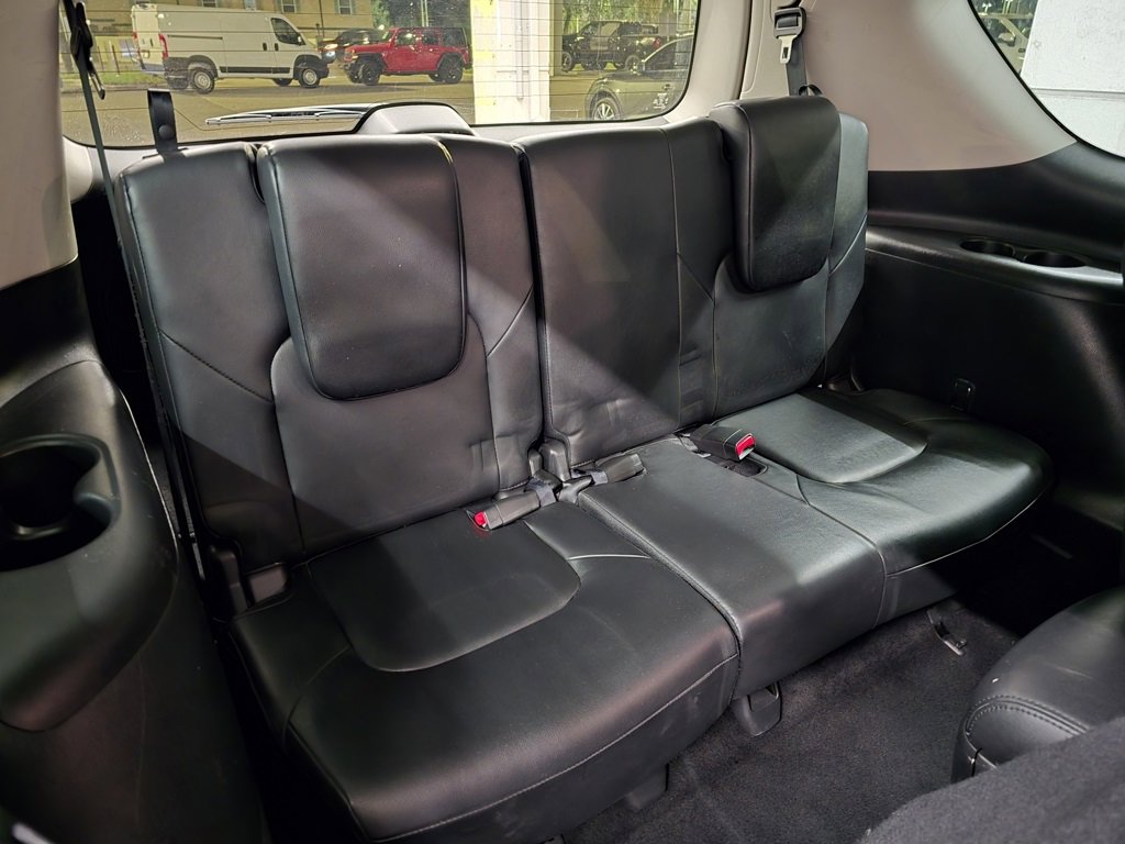 Used 2023 Nissan Armada SL w/ Captain's Chairs Package image 39
