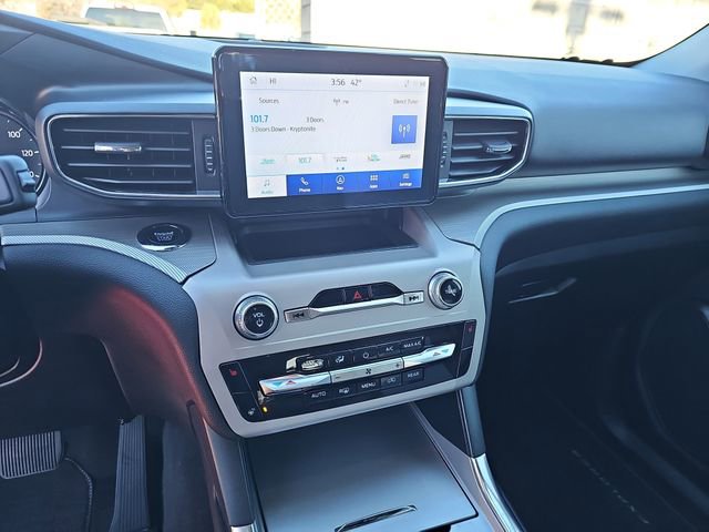 Used 2023 Ford Explorer XLT w/ Equipment Group 202A image 23