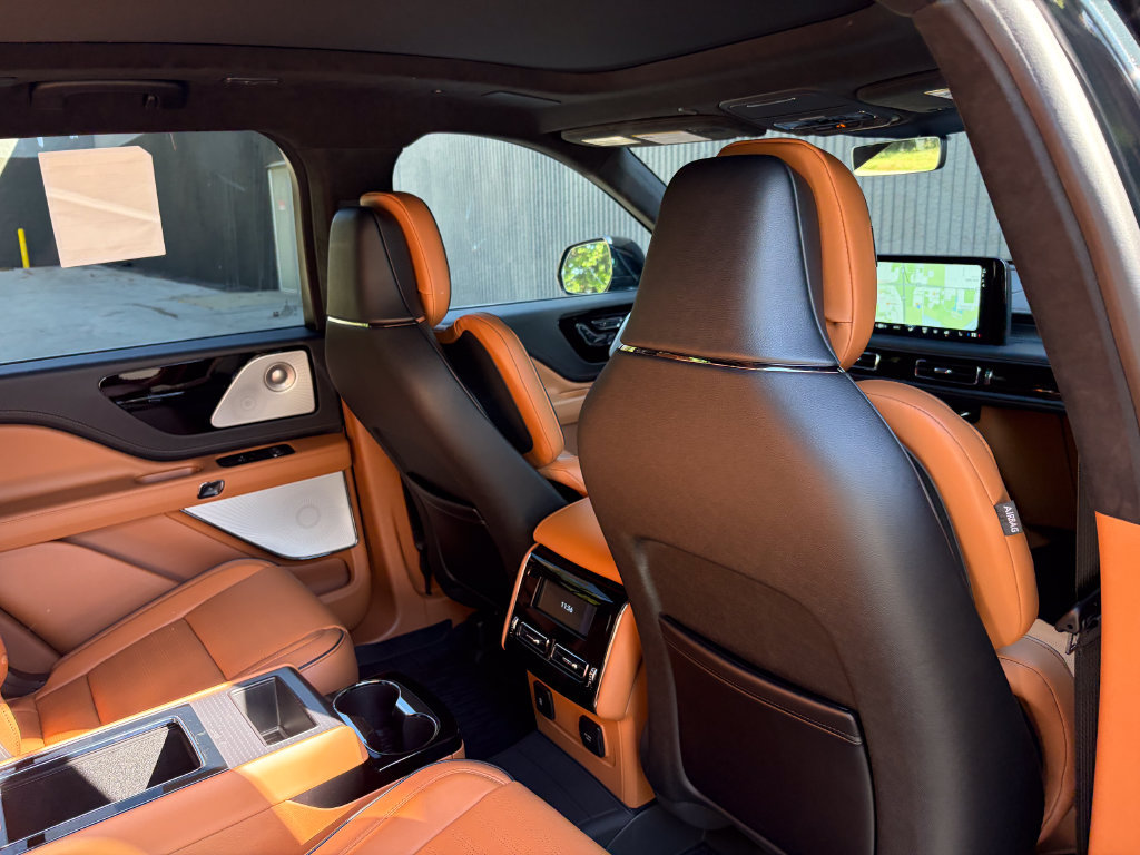 New 2027 Lincoln Aviator Black Label AWD/4WD image 29