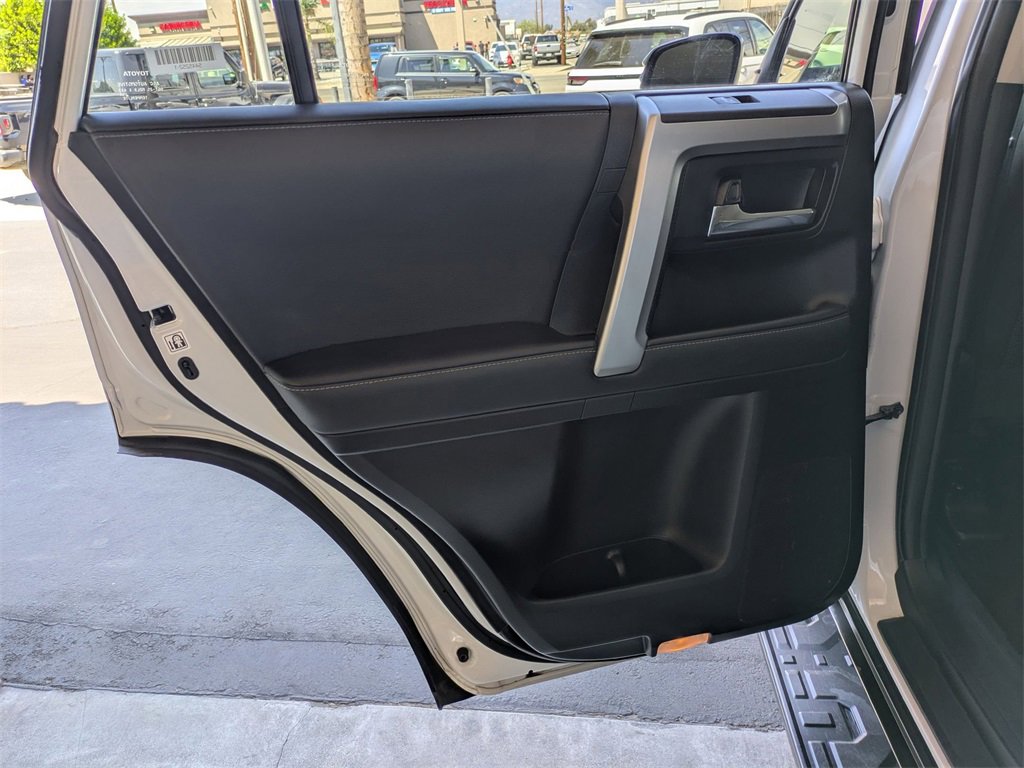 Used 2024 Toyota 4Runner SR5 Premium image 27