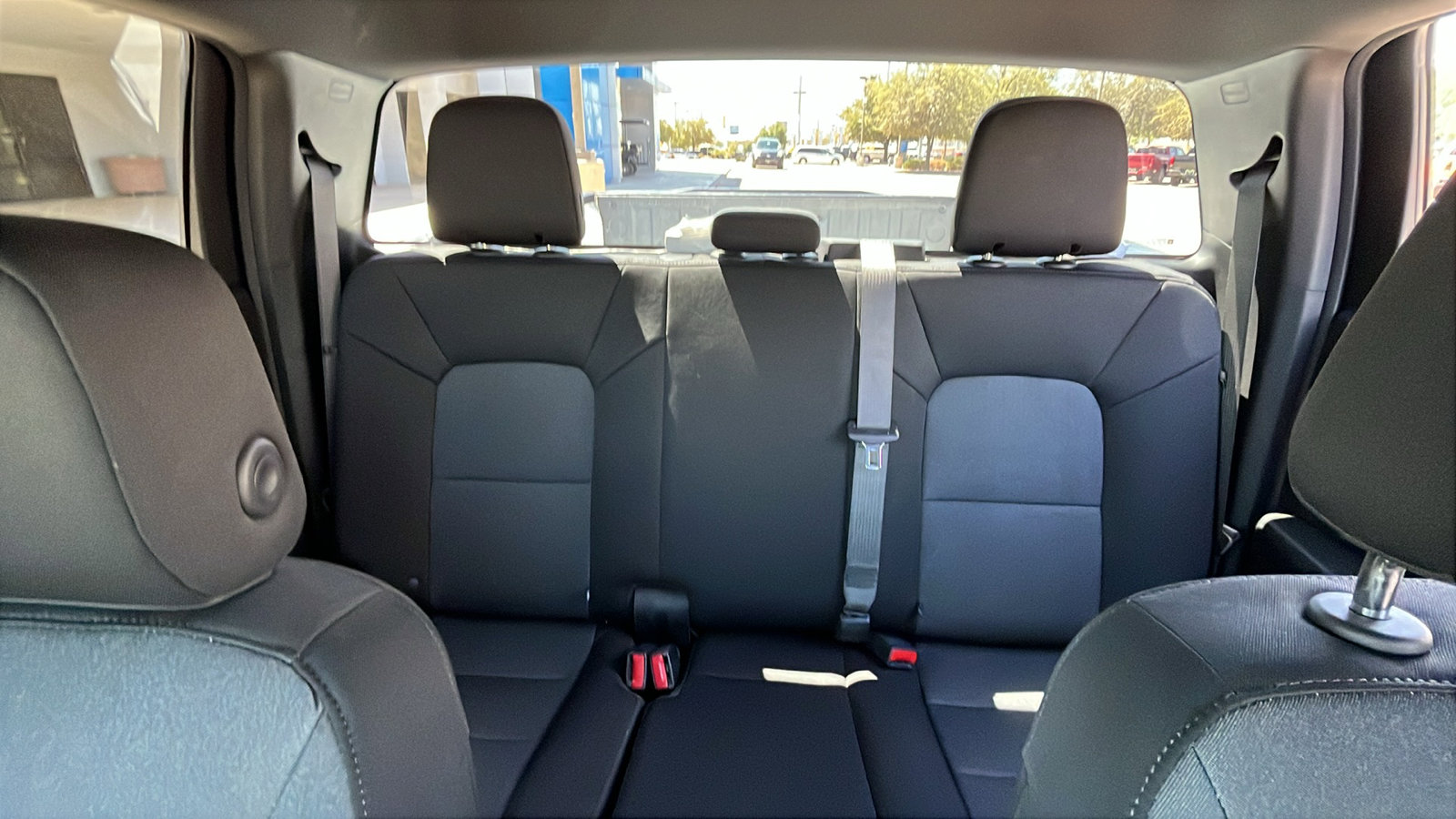 Used 2024 Chevrolet Colorado W/T RWD image 23