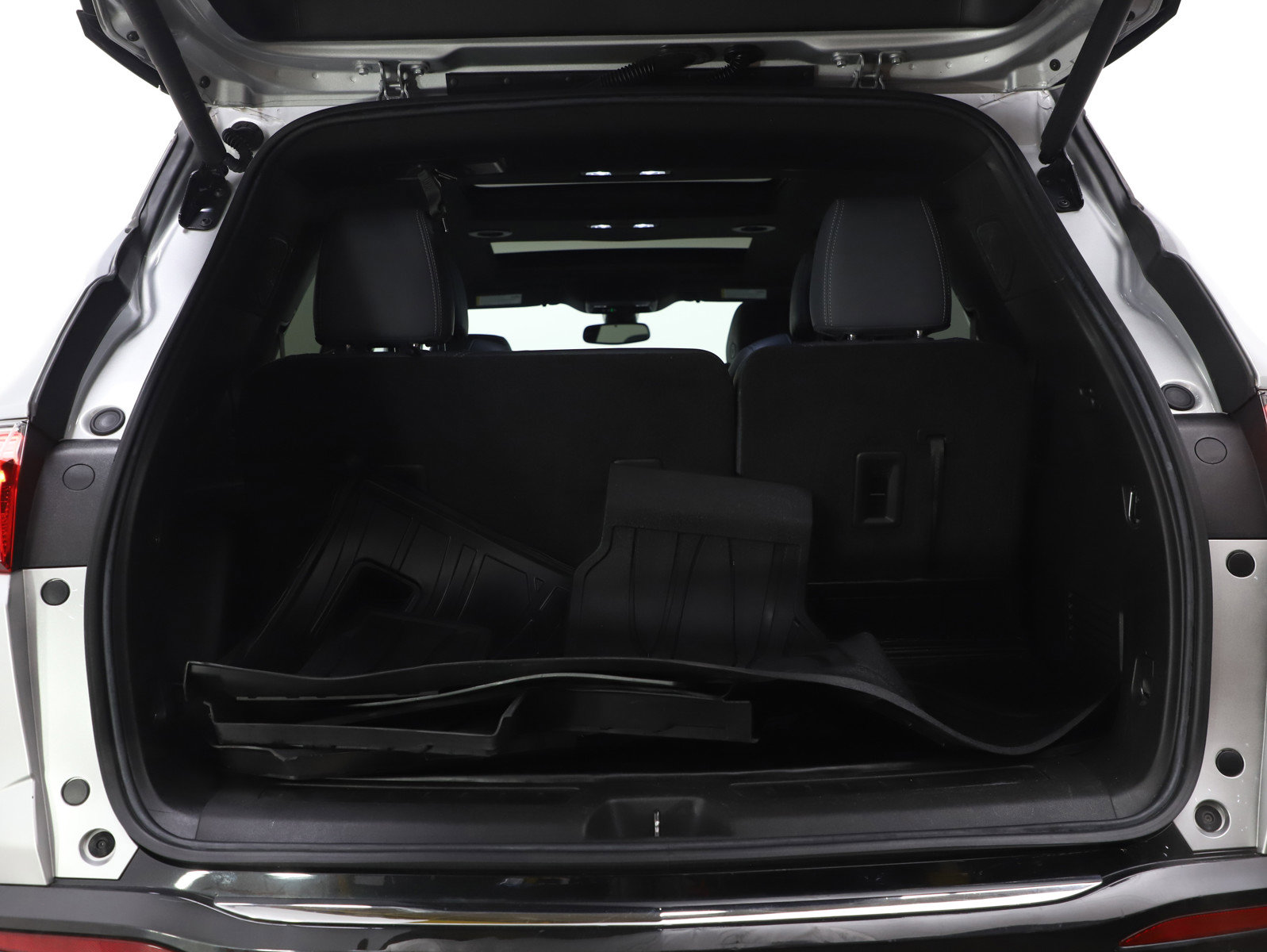 Used 2022 Buick Enclave Essence w/ Experience Buick Package image 18