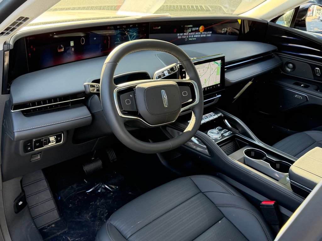 New 2026 Lincoln Nautilus Reserve w/ Jet Appearance Package AWD/4WD image 13
