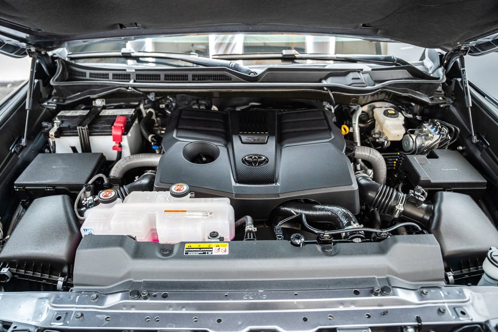 Certified 2026 Toyota Tundra SR5 AWD/4WD image 20