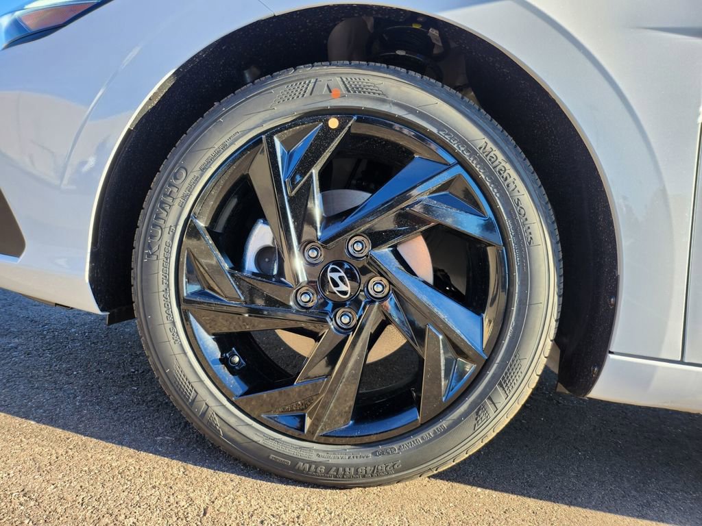 Certified 2026 Hyundai Elantra Sport image 30