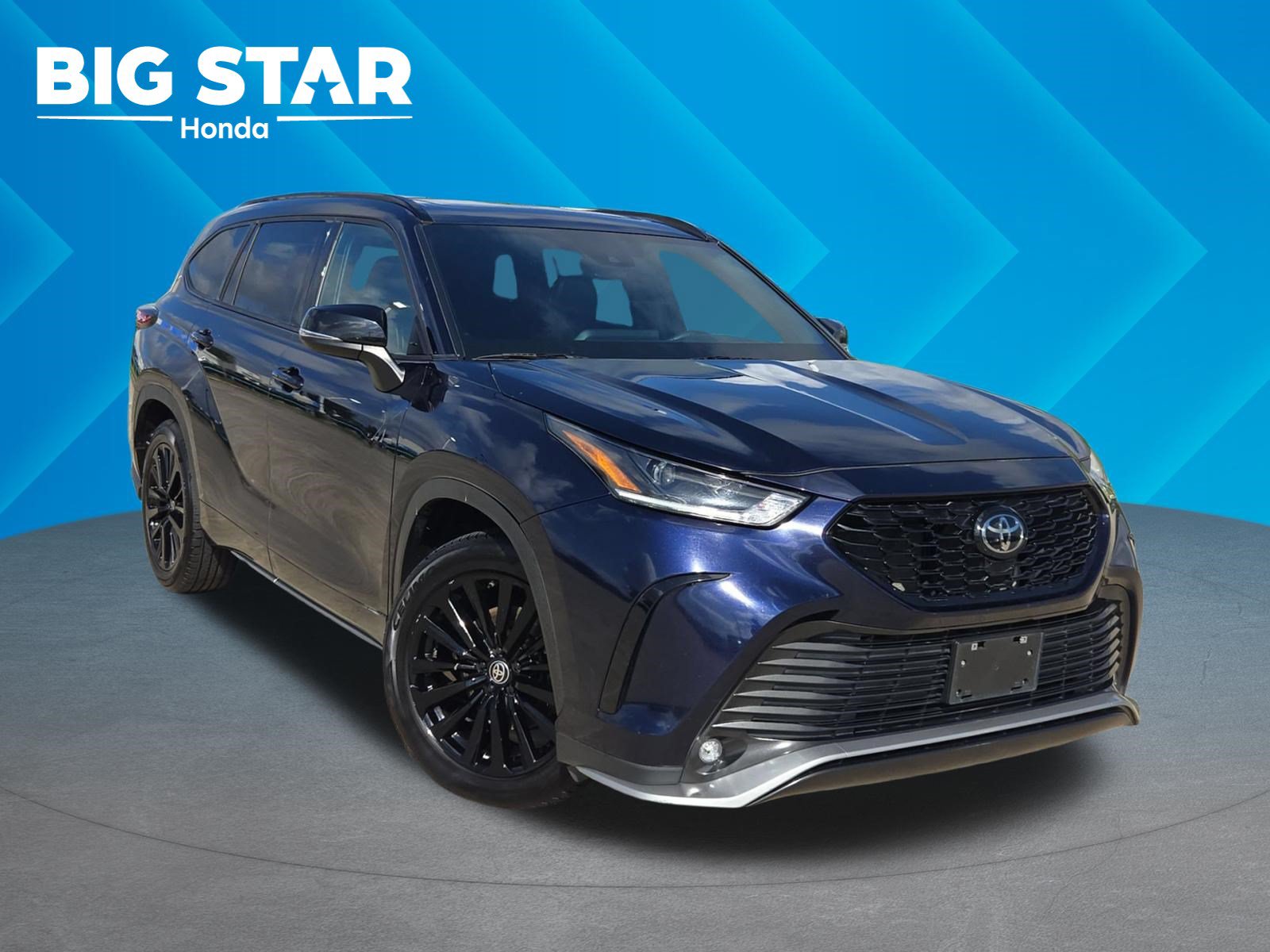 Used 2024 Toyota Highlander XSE