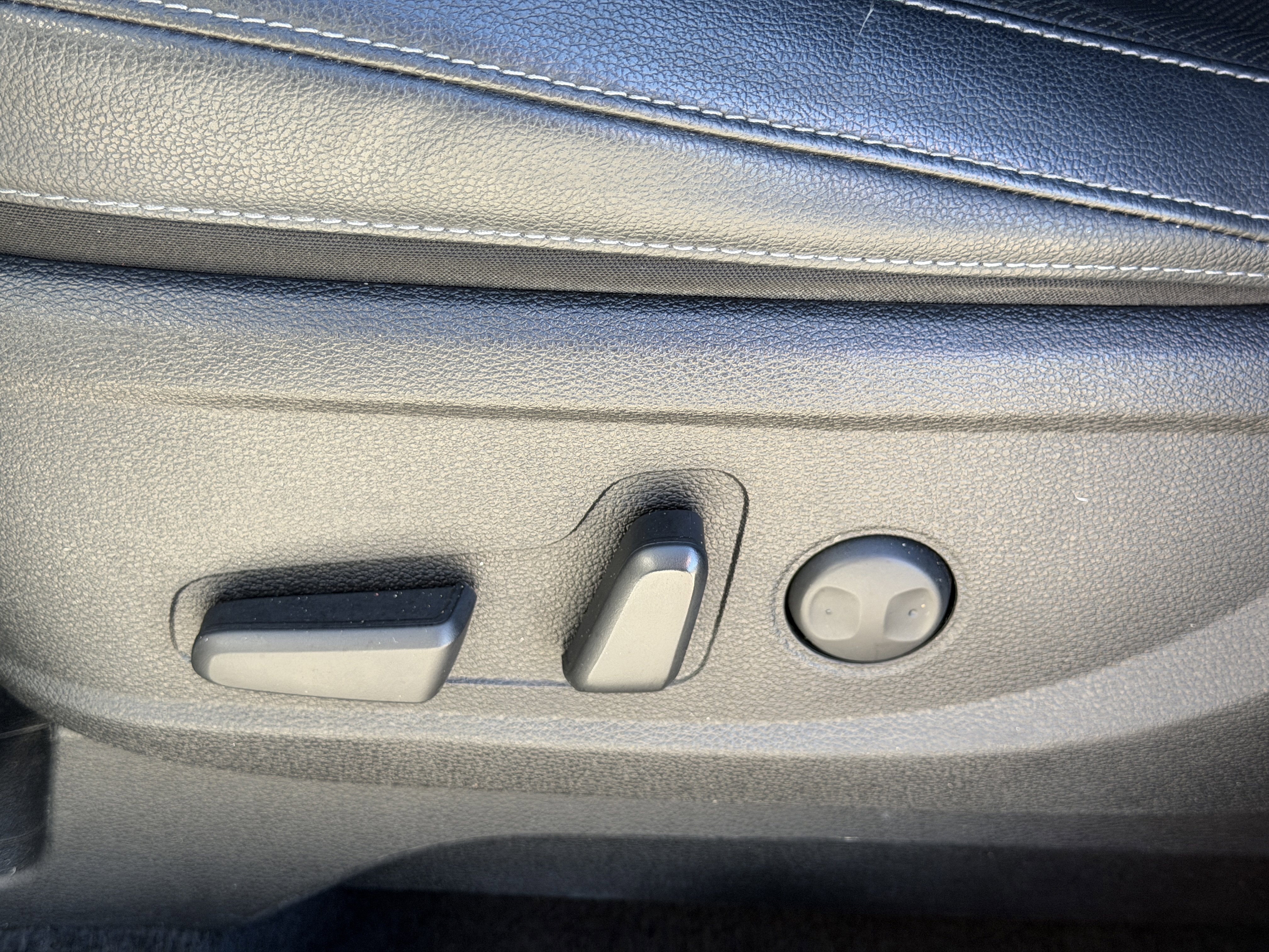 Certified 2022 Kia Telluride EX w/ EX Premium Package image 22