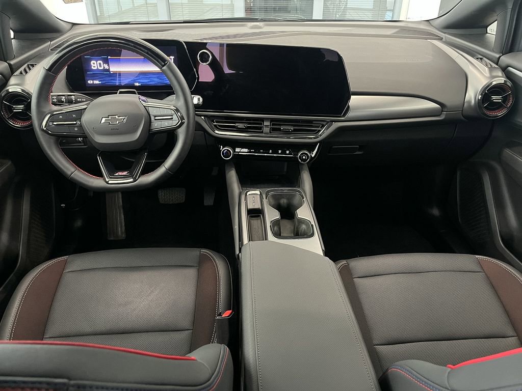 Certified 2024 Chevrolet Equinox EV RS image 18