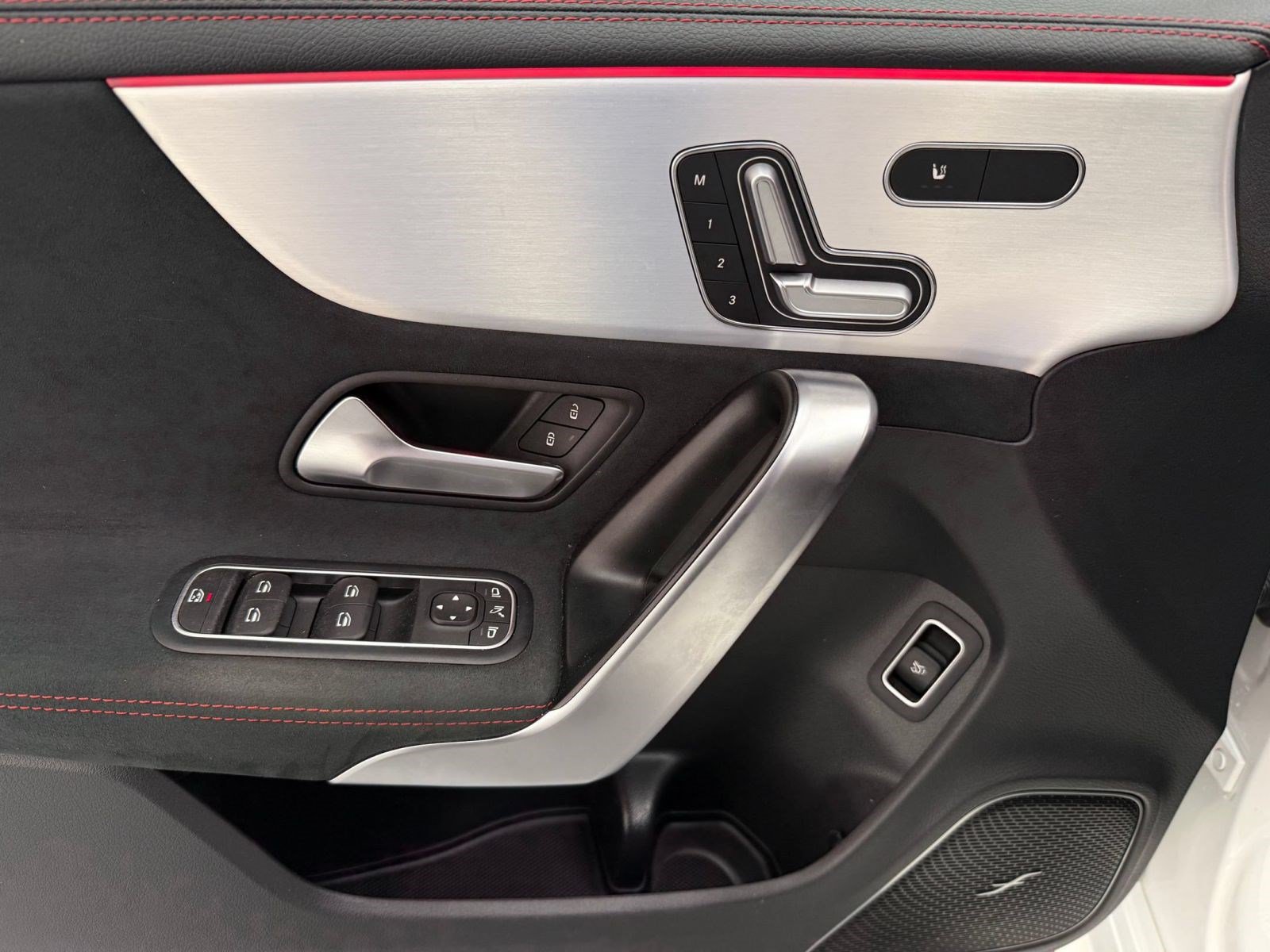 Certified 2023 Mercedes-Benz CLA 250 image 11