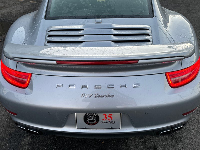 Used 2015 Porsche 911 4 Coupe image 38