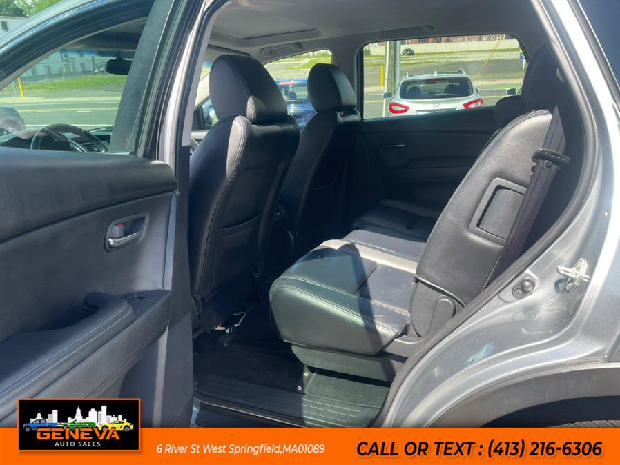 Used 2011 MAZDA CX-9 Touring w/ Moonroof & Bose Audio Pkg image 10