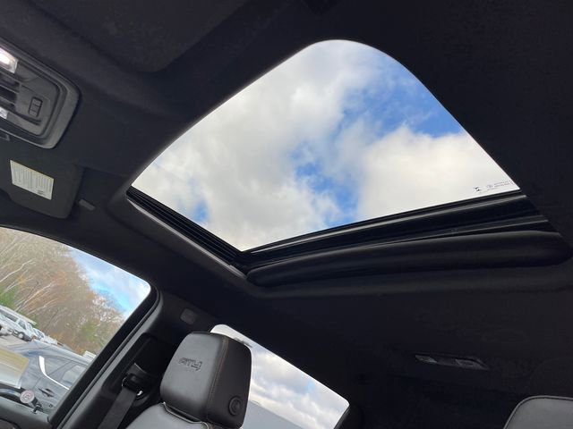 Used 2023 GMC Sierra 1500 AT4 w/ Technology Package image 38