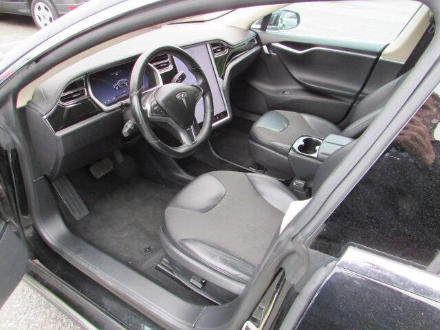 Used 2013 Tesla Model S Long Range RWD image 14