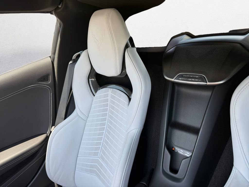 Used 2020 Chevrolet Corvette Stingray Preferred Cpe w/ 2LT Preferred Equipment Group RWD image 25