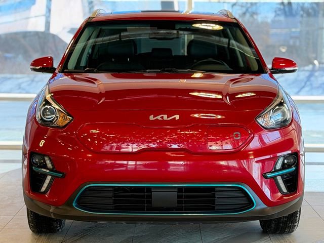 Used 2022 Kia Niro EX Premium image 2