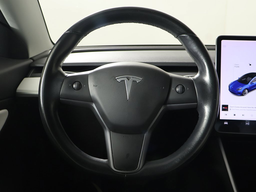 Used 2019 Tesla Model 3 Standard Range Plus image 38