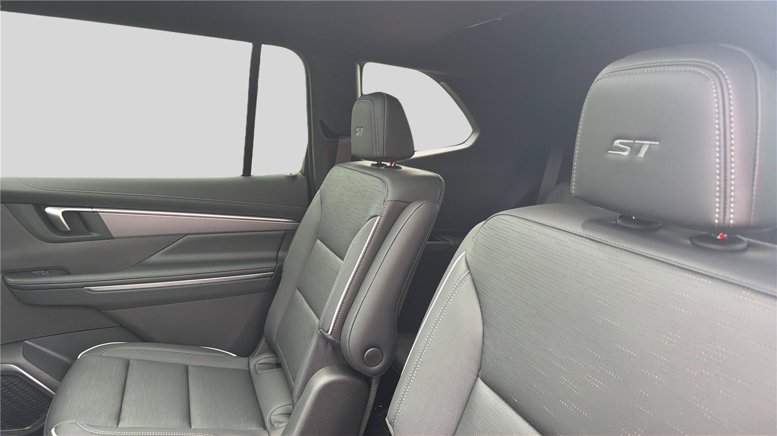 New 2026 Buick Enclave Sport Touring w/ Power Package AWD/4WD image 21