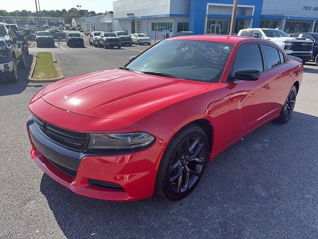 Used 2023 Dodge Charger SXT w/ Blacktop Package RWD image 2