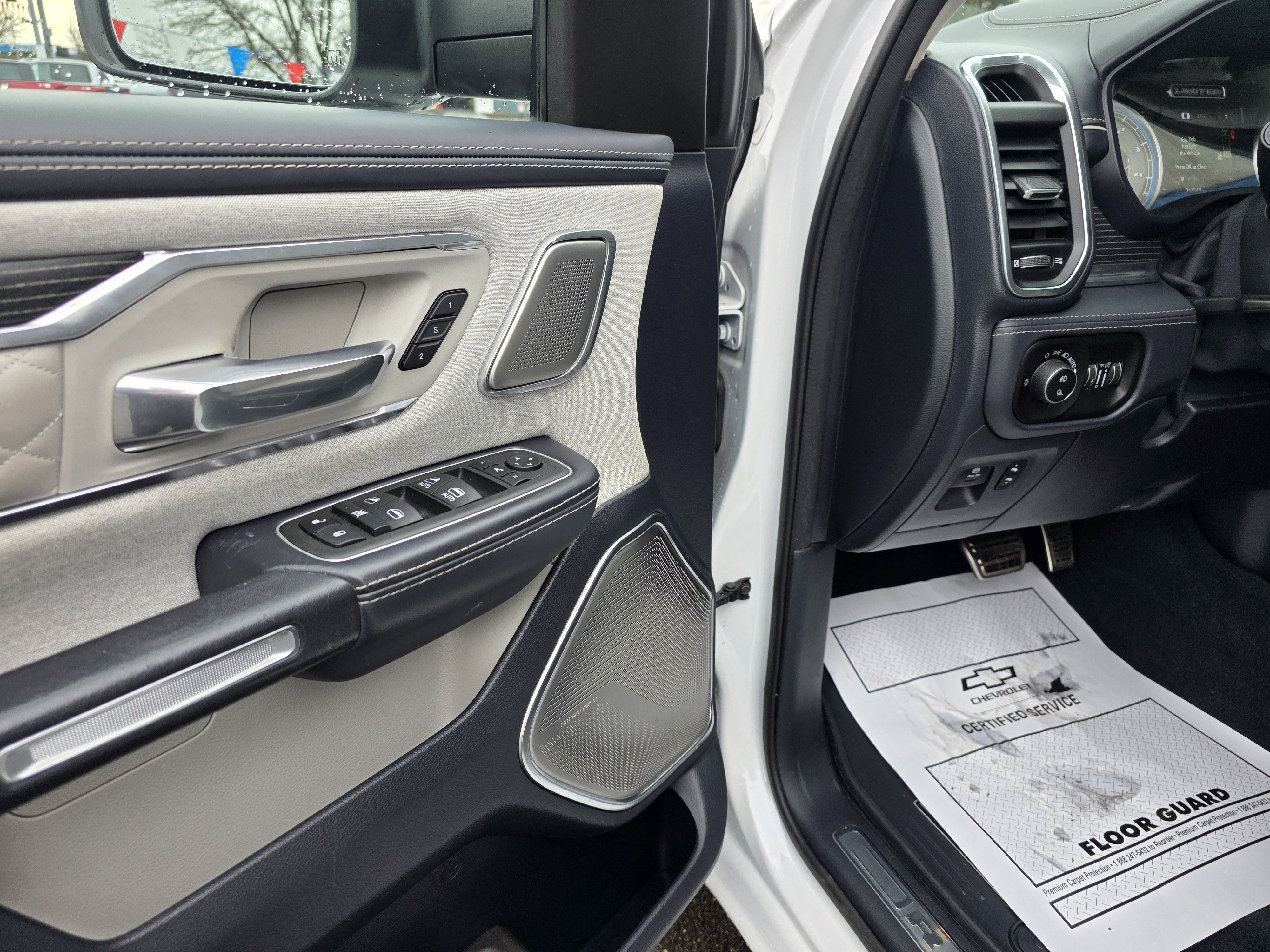 Used 2022 RAM 1500 Limited image 16