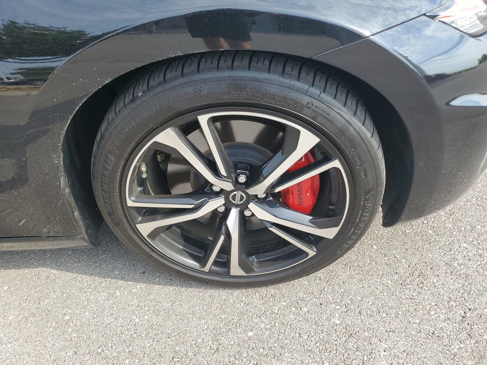 Used 2019 Nissan 370Z Touring Sport RWD image 6
