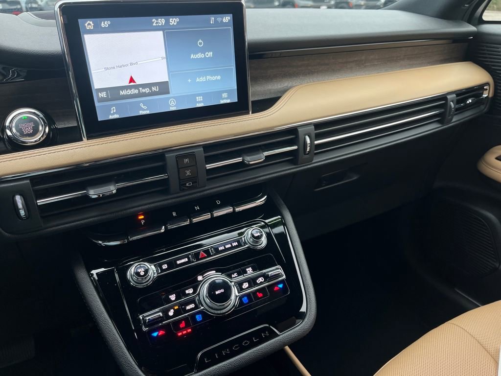 Certified 2022 Lincoln Corsair Reserve w/ Equipment Group 201A image 15