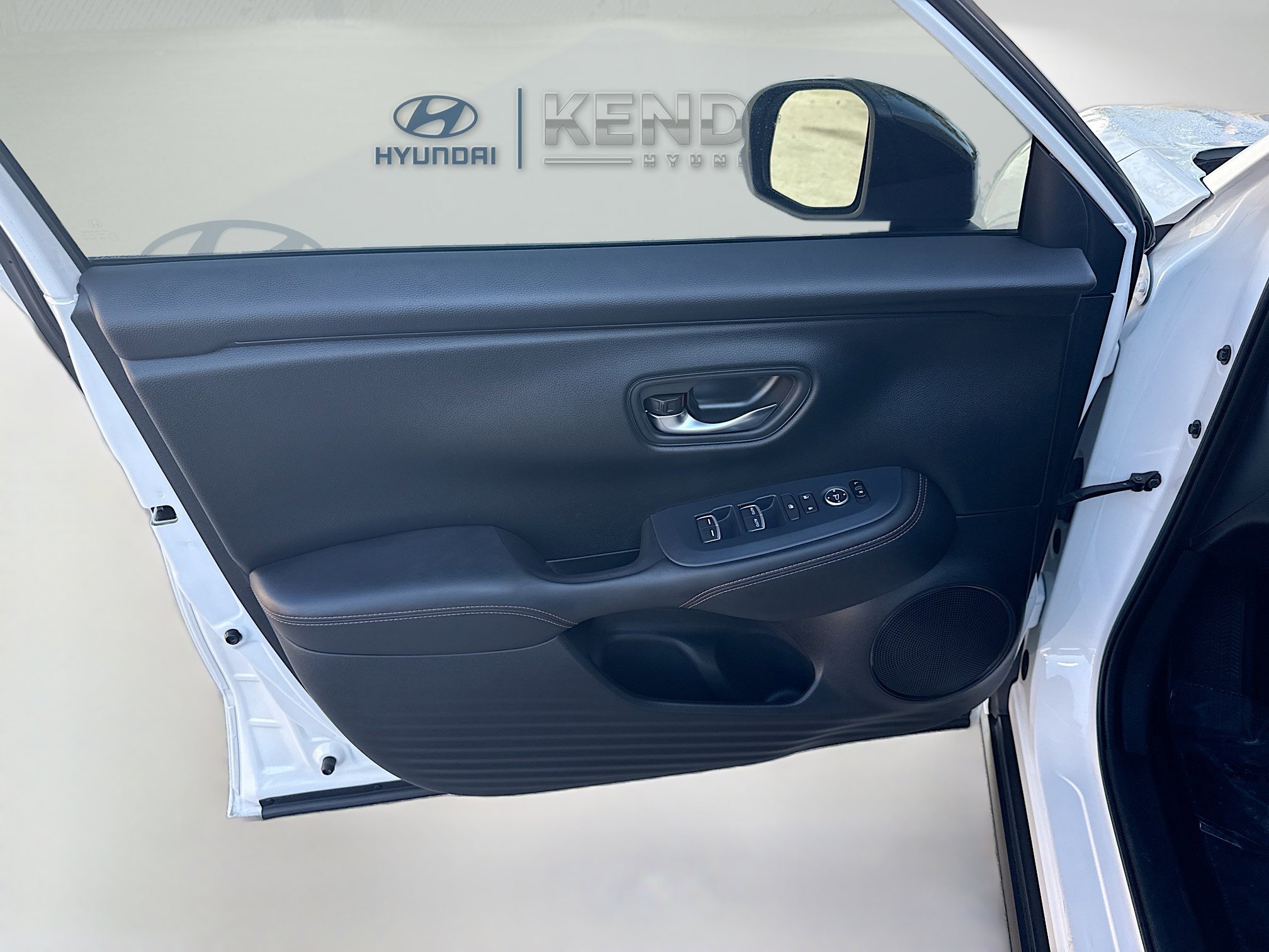 Used 2023 Honda HR-V Sport image 17