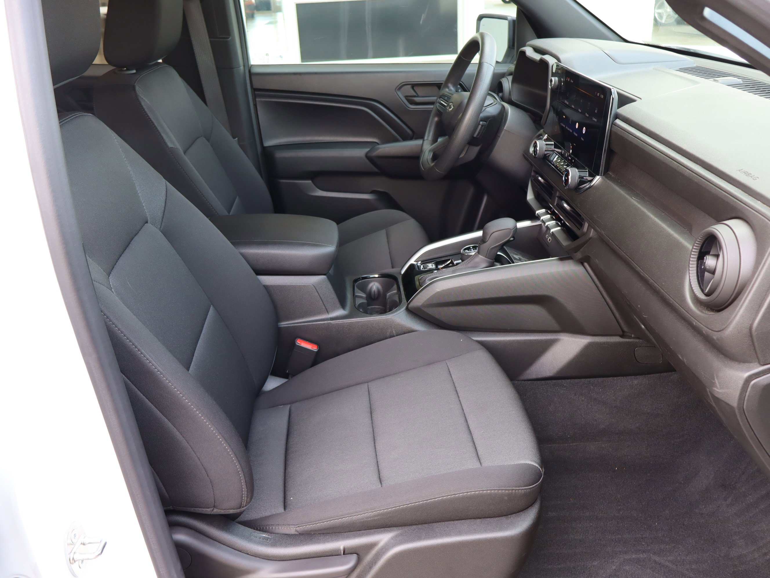 Certified 2023 Chevrolet Colorado Trail Boss w/ Technology Package image 36