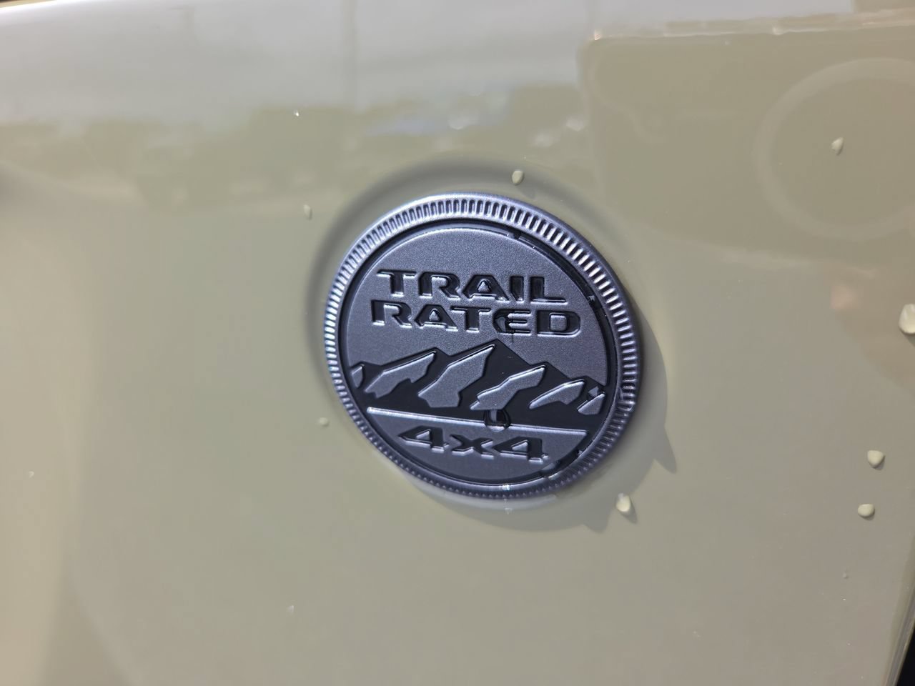 Certified 2025 Jeep Wrangler Sport AWD/4WD image 11