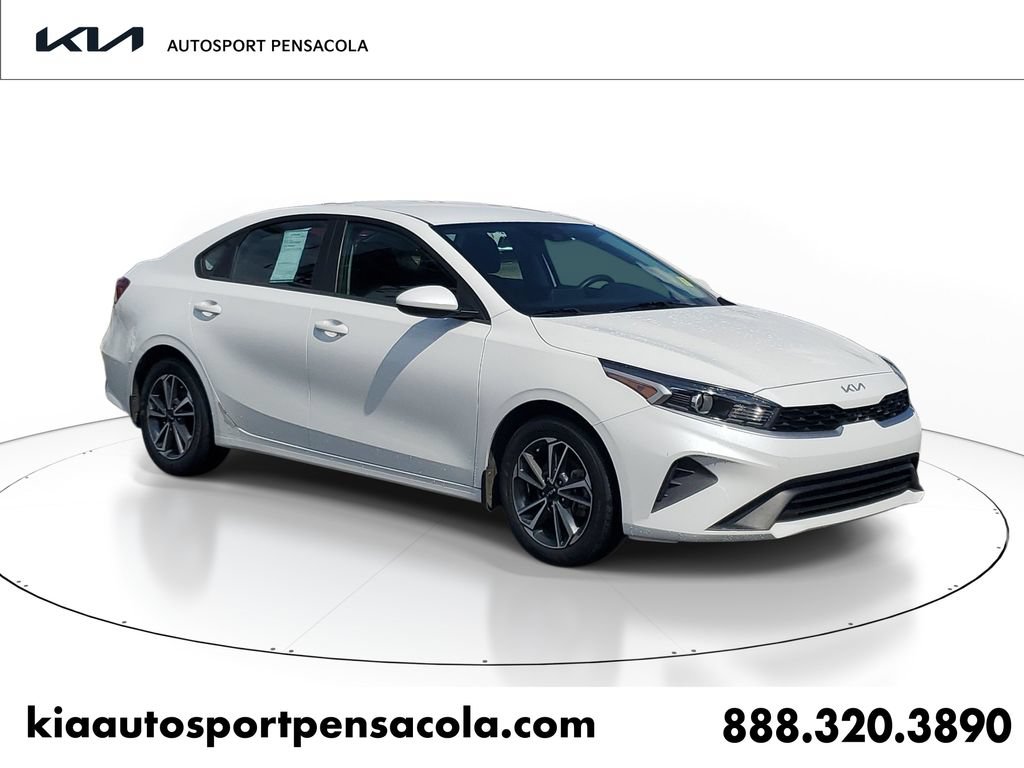 Used 2023 Kia Forte LXS FWD image 1