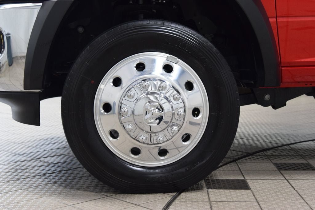 Used 2026 RAM 5500 Tradesman w/ Chrome Appearance Group AWD/4WD image 16