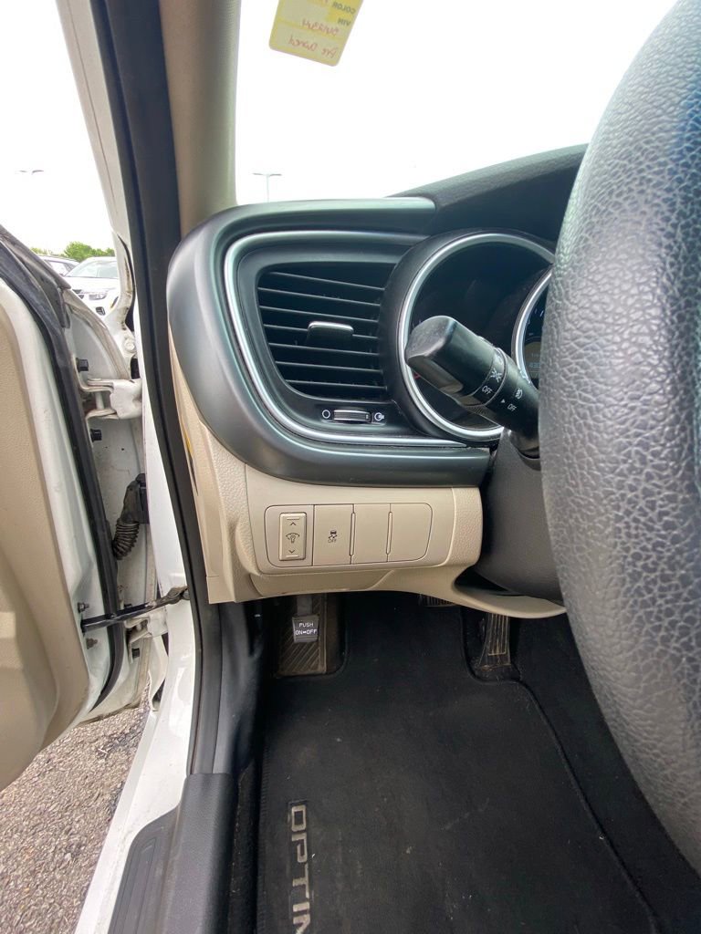 Used 2015 Kia Optima LX FWD image 12