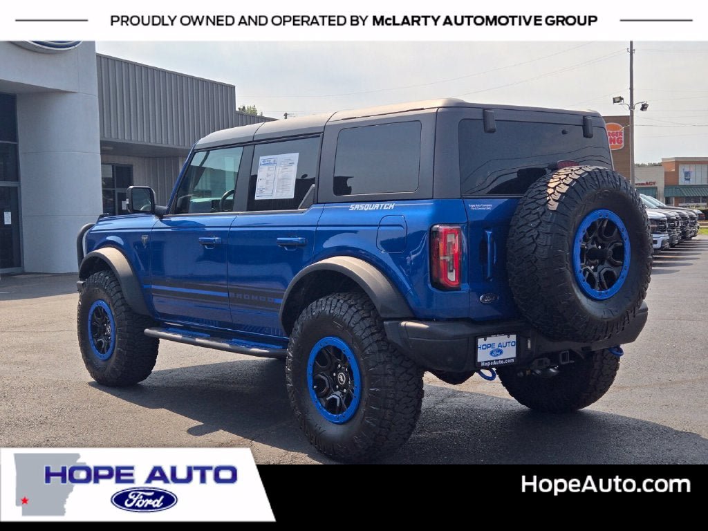 Used 2021 Ford Bronco First Edition AWD/4WD image 3