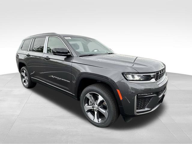 New 2026 Jeep Grand Cherokee L Limited AWD/4WD image 9