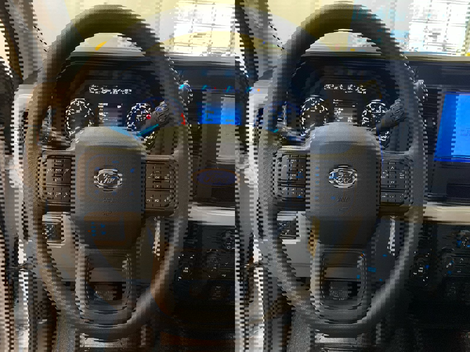 New 2026 Ford F250 XL w/ XL Chrome Package image 17