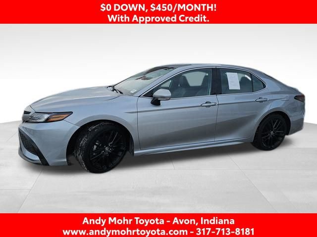 Used 2024 Toyota Camry XSE FWD image 4