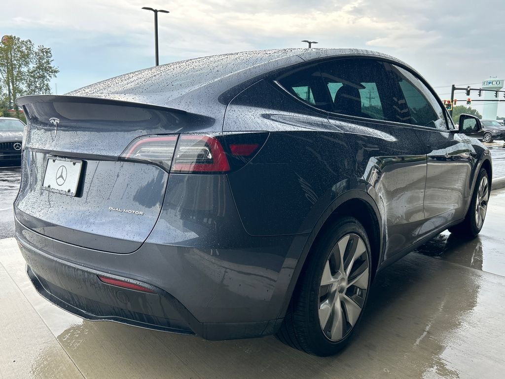Used 2023 Tesla Model Y AWD image 8