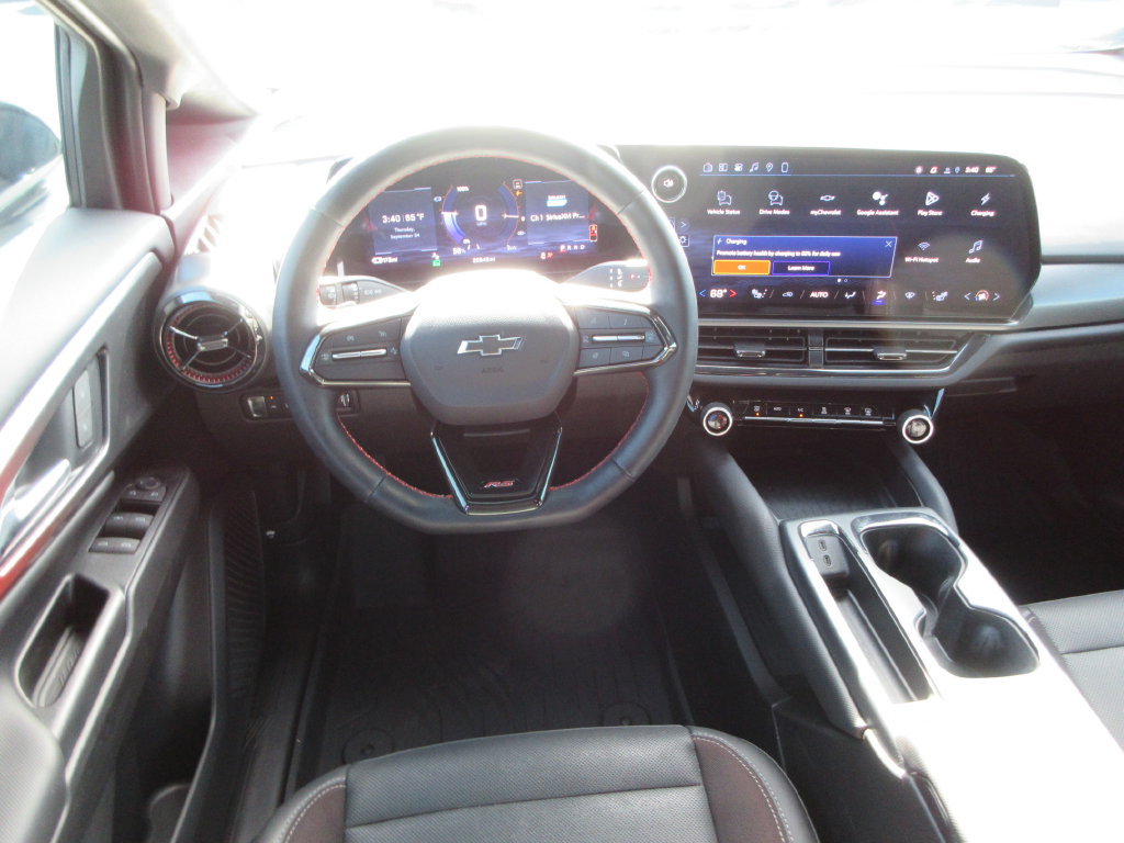 Certified 2024 Chevrolet Equinox EV RS FWD image 15