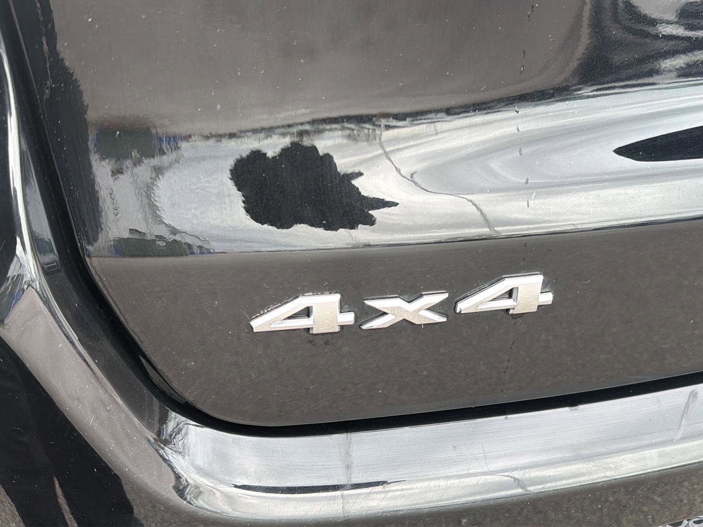 Used 2025 Jeep Compass Limited image 11