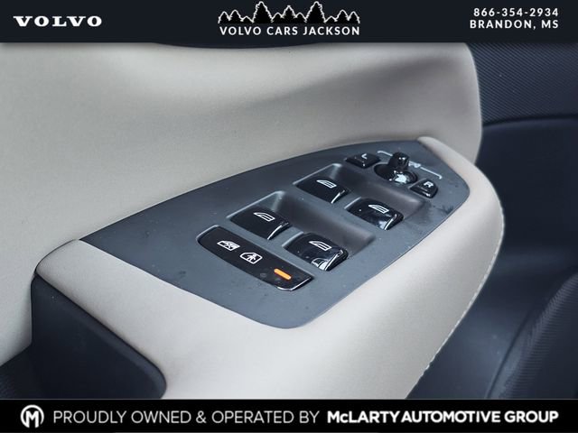 New 2026 Volvo XC90 B6 Plus w/ Protection Package Premier image 13
