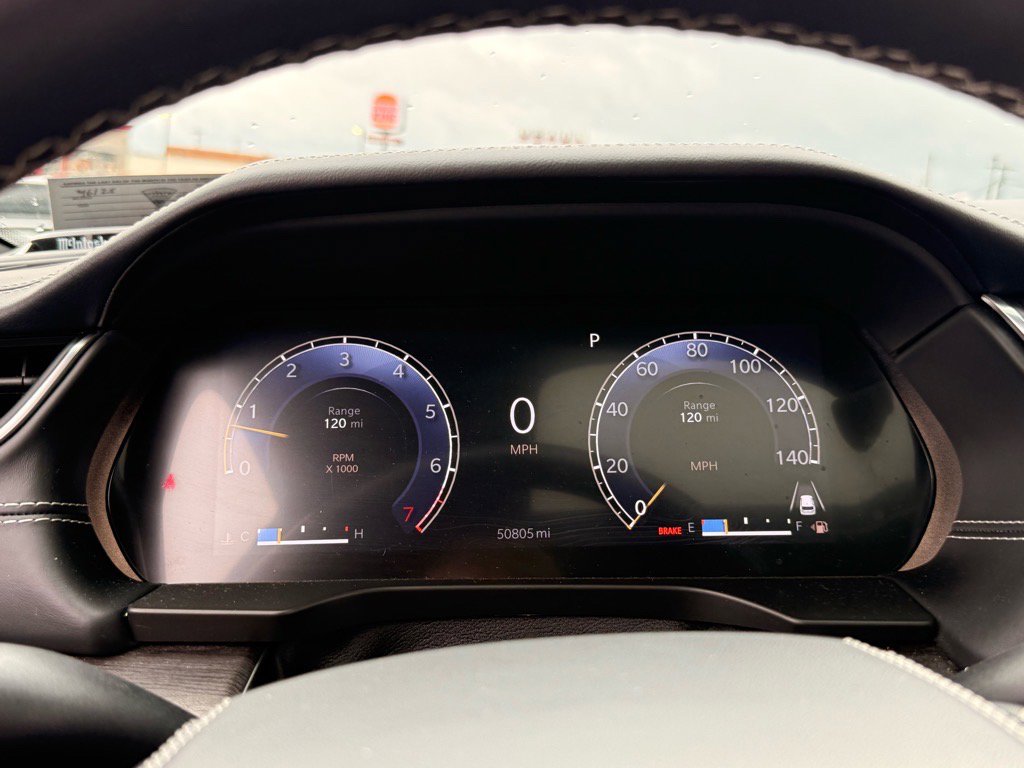 Used 2022 Jeep Grand Cherokee Overland w/ Luxury Tech Group IV image 19