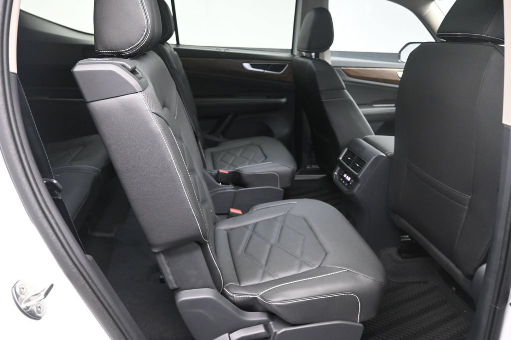 New 2026 Volkswagen Atlas SE FWD image 26