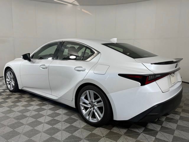 Used 2022 Lexus IS 300 w/ Accessory Package RWD image 4