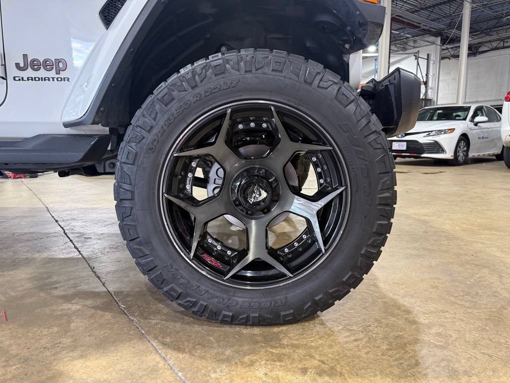 Used 2021 Jeep Gladiator Rubicon AWD/4WD image 31