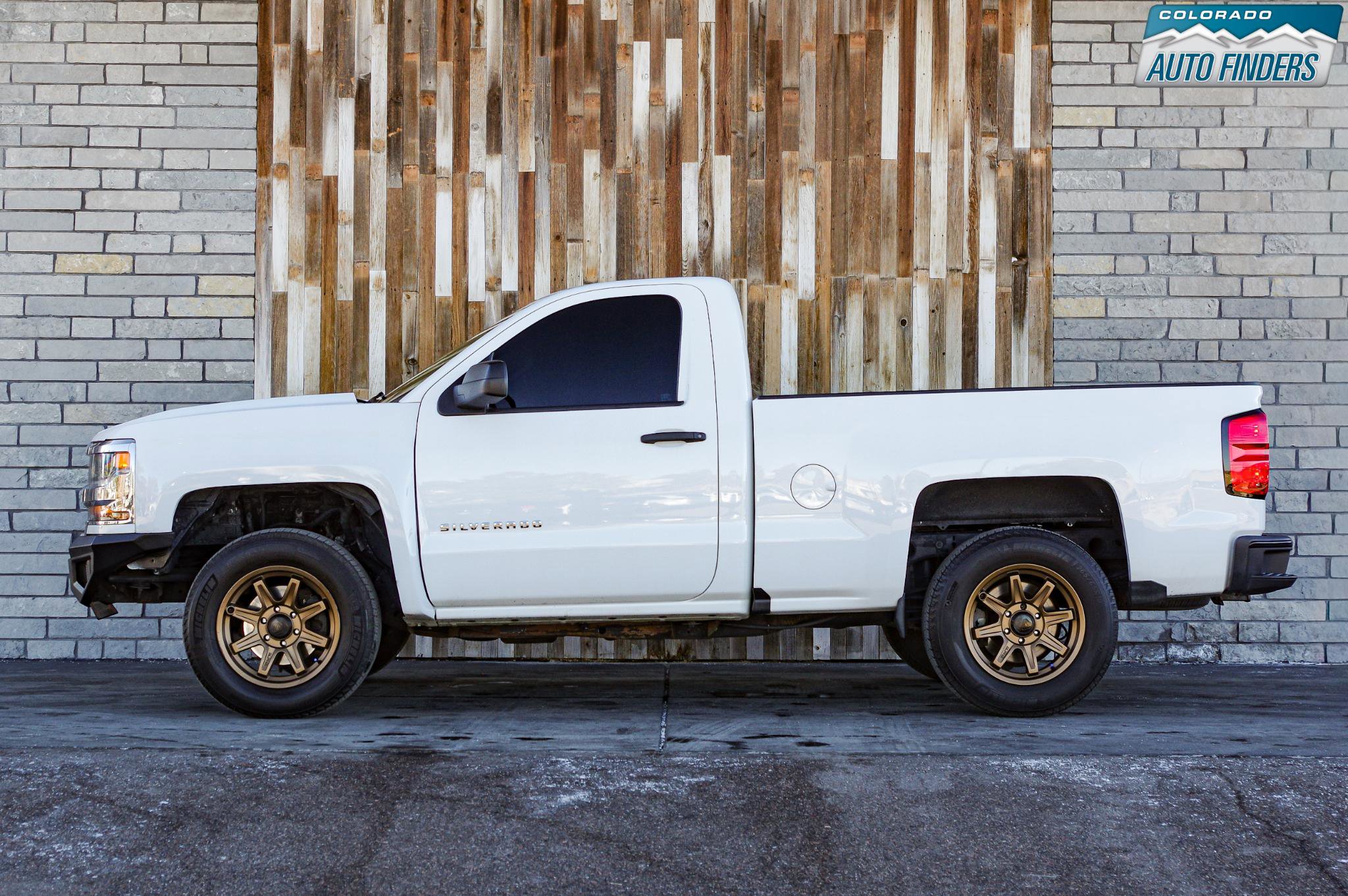 Used 2017 Chevrolet Silverado 1500 W/T w/ Trailering Package RWD image 3