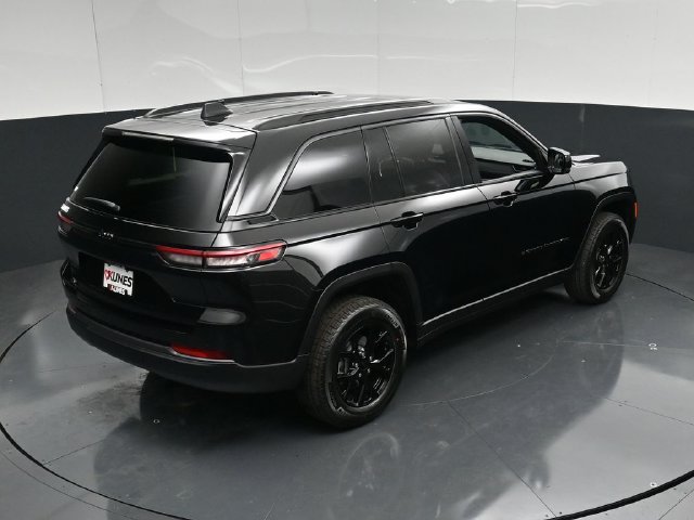 New 2026 Jeep Grand Cherokee Altitude AWD/4WD image 47