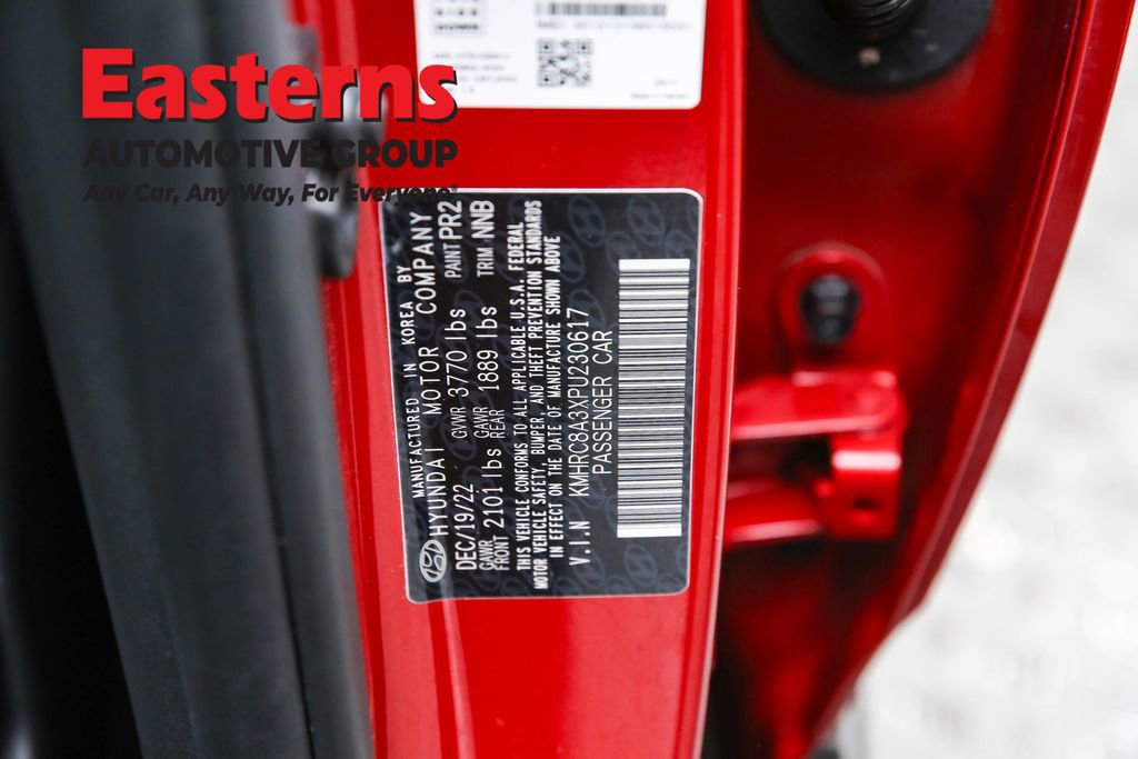 Used 2023 Hyundai Venue Limited image 36