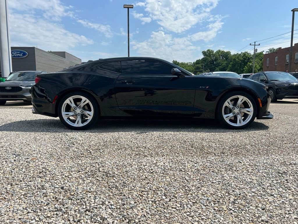 Used 2022 Chevrolet Camaro LT image 9